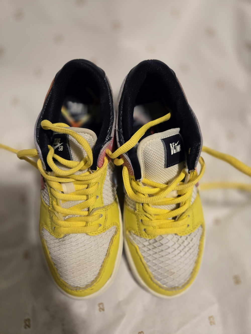 Kids Yellow & White Lace-Up Sneakers with Black Collar